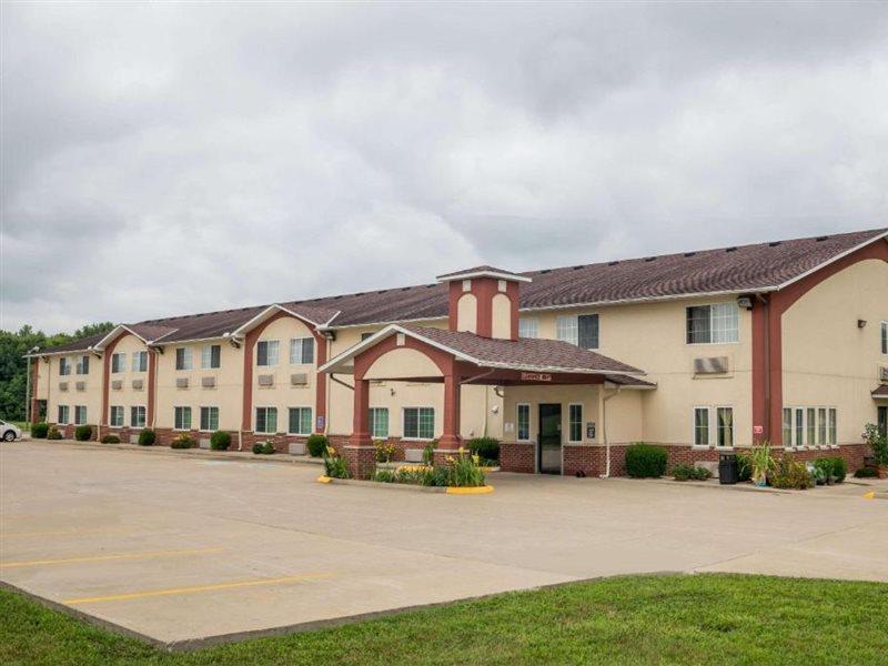 Hotel Super 8 By Wyndham Mt. Carmel Il à Mount Carmel Extérieur photo